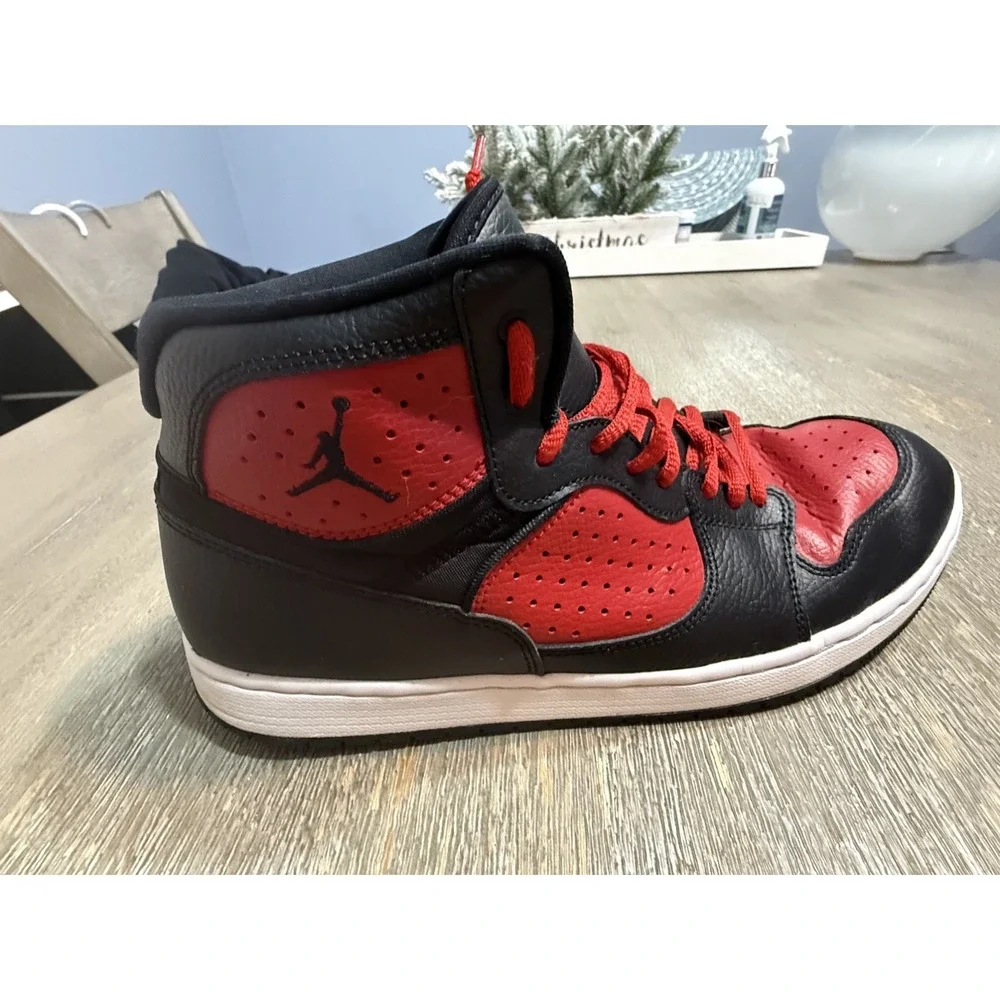 Nike Air Jordan Access Black Gym Red Sneakers, Men's 11.5 Basketball AR3762-006
